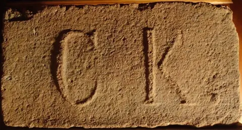 Značka C K
