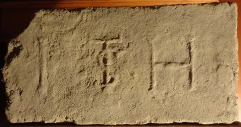 Značka I TS H