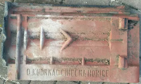 Značka O.KUDRNAČ CIHELNA HOŘICE