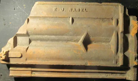 Značka E.J.RABEL